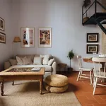 Casa Galera Historic Downtown Apartment In Seville